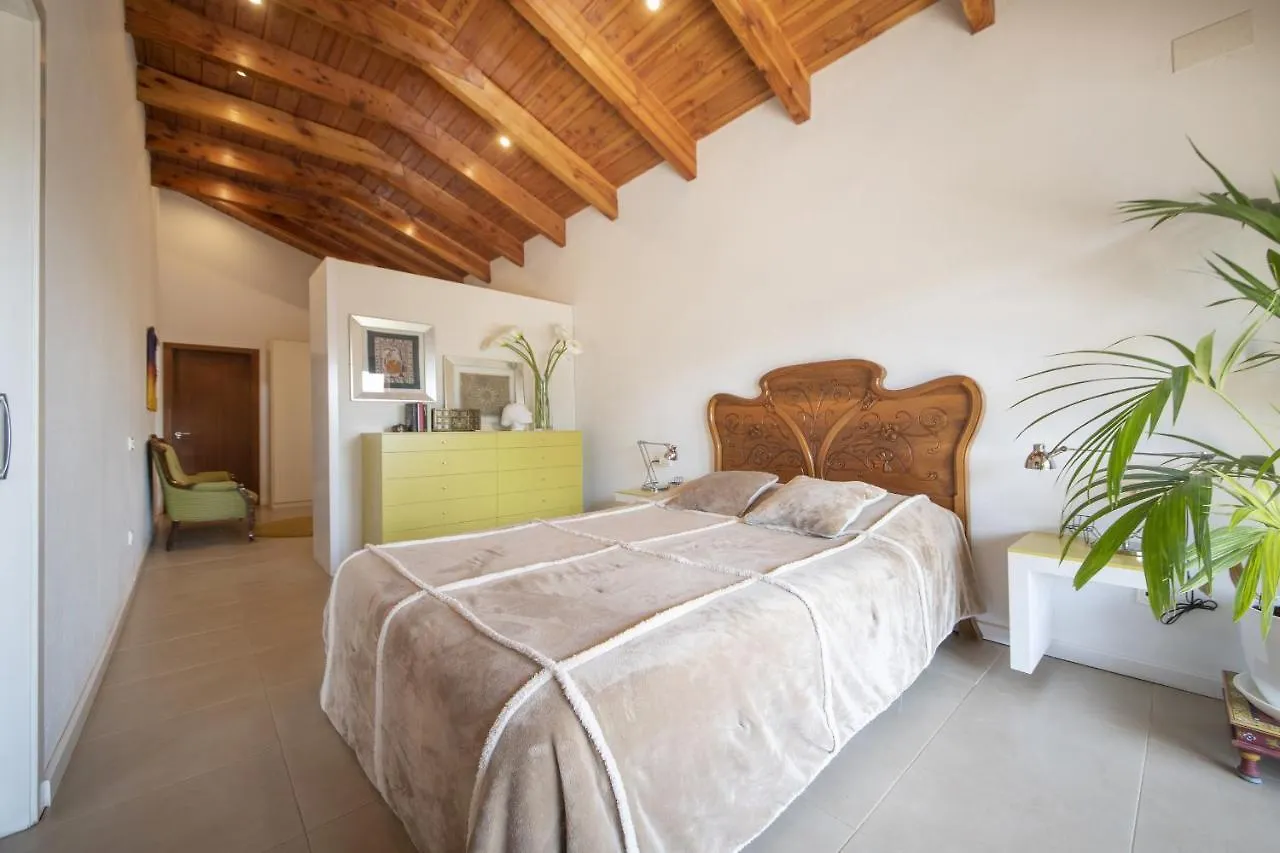 Torrelles De Llobregat Catalunya Casas Infinity Pool And Views 20Min To Barcelona 빌라 스페인